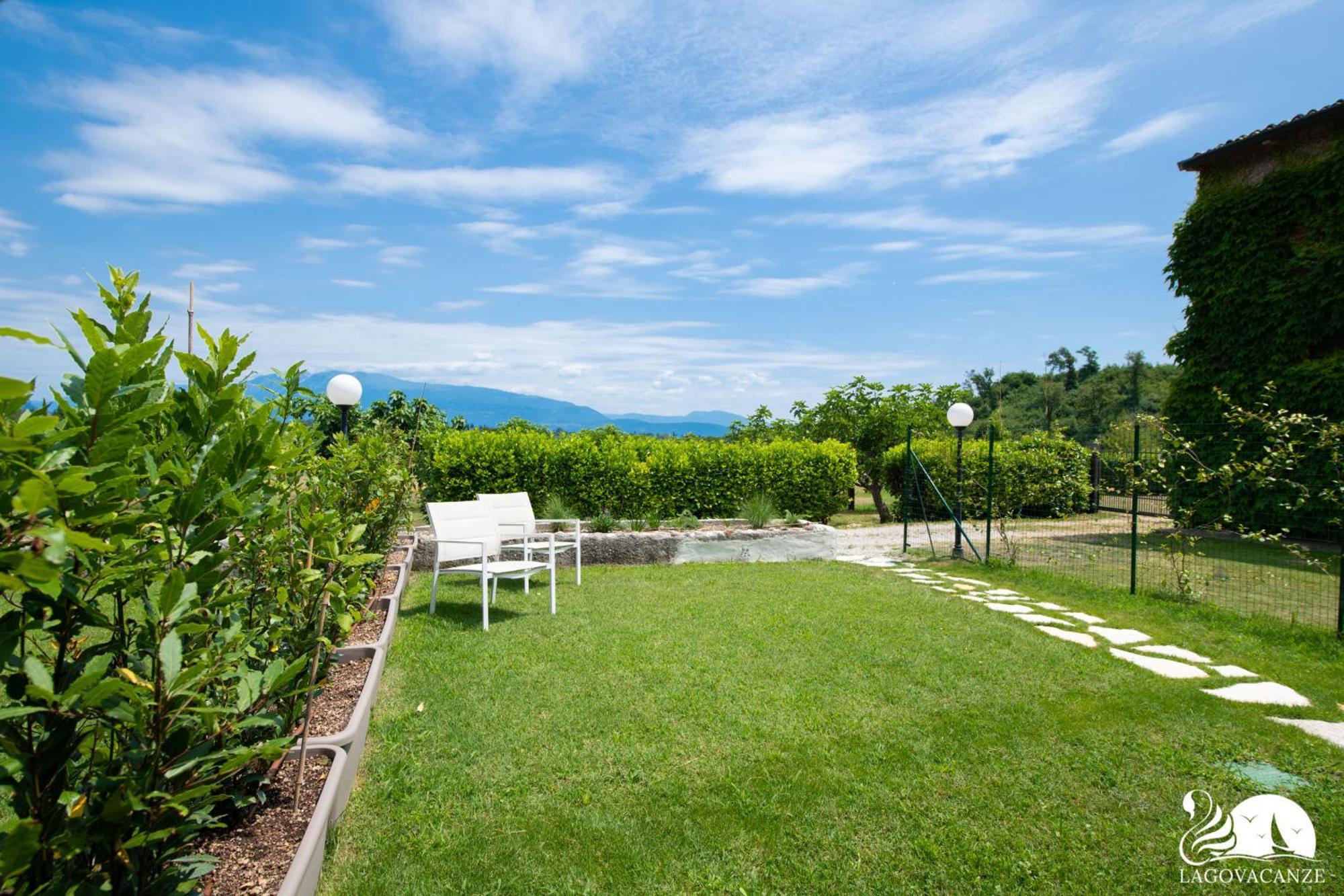Il Podere Del Bardo Puegnago sul Garda Exterior foto